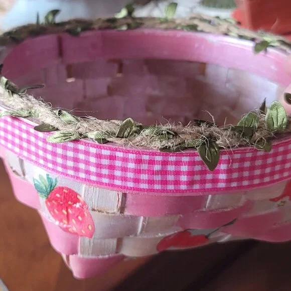 Strawberry Basket with Pink Ribbon & twine with leaves around the rim. Wicker - Picture 2 of 10